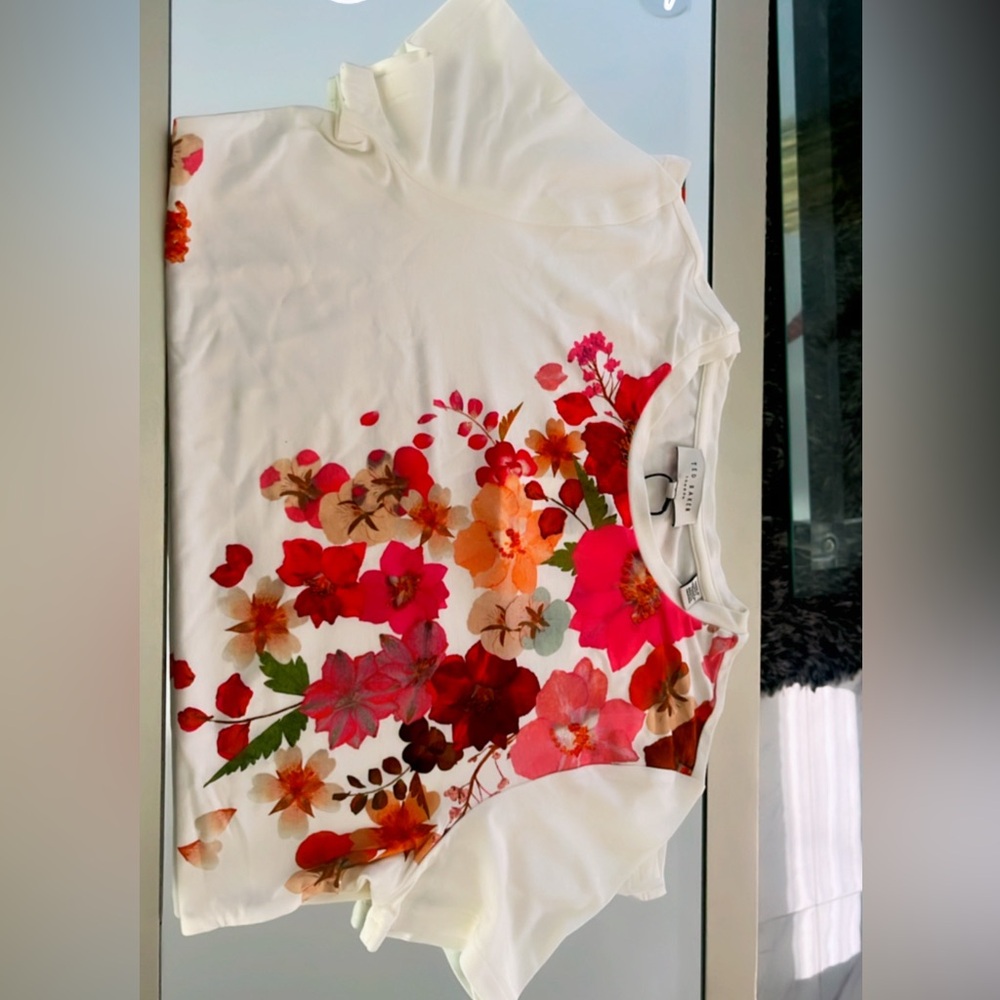 NWT TB cream with flower top in soft cotton size 2.